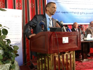 Saeed Thabet addressing Yemeni journalists